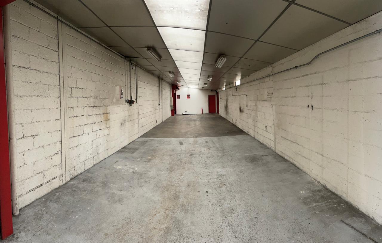 Local d'activité Saint-Étienne-du-Rouvray 1100m² Location local d'activité Saint-Étienne-du-Rouvray Seine-Maritime OLACT2201702 5